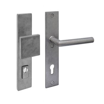 Intersteel SKG3 veiligheidsbeslag rechthoekig 250x50mm greep/kruk Jura profielcilindergat 92mm met kerntrekbeveiliging rvs getrommeld