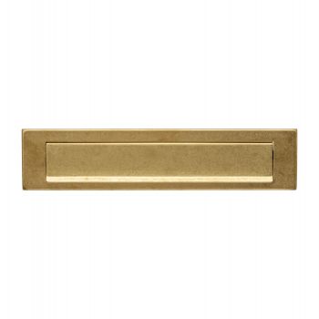 Intersteel Briefplaat rechthoekig 340x75mm met klep/regenrand PVD messing getrommeld